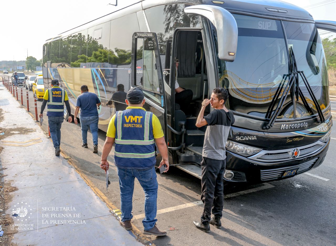 Vmt Mantiene Un Despliegue En Las Carreteras De La Zona Oriental En