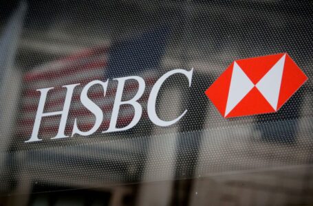 Multan a HSBC con 174,3 millones de euros por manipular mercado cambiario