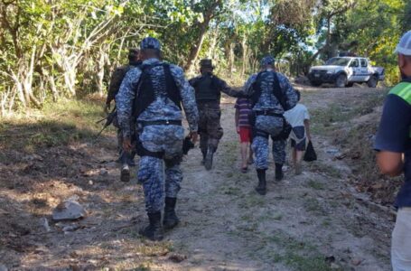 Localizan a dos niños extraviados en Chalatenango
