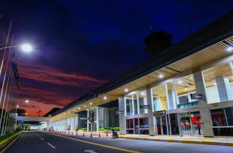 Aeropuerto de El Salvador está preparado para temporada alta por fiestas de fin de año
