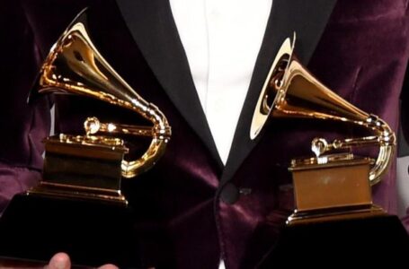 Gala de los Grammys es aplazada por aumento de contagios por variante Ómicron