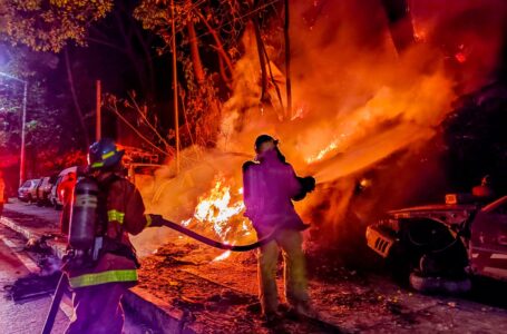 Se incendia chatarrera en Troncal del Norte