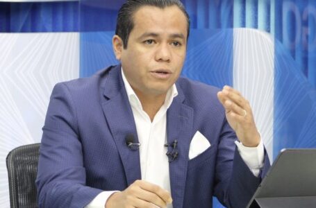 Alejandro Zelaya: “ARENA ha empezado a devolver lo robado”