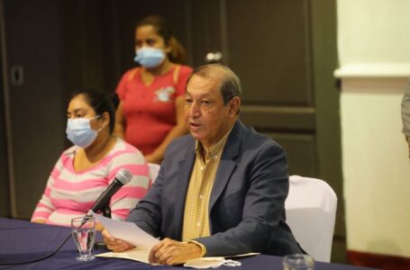 Diputado Juan José Castaneda se separa de ARENA por abandonar a la población