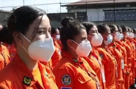 Cuerpo de Bomberos incorpora a sus filas a 49 mujeres