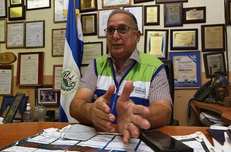 Alcalde de San José Guayabal renuncia al partido ARENA