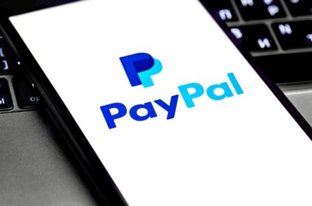 Presidente Bukele reaccionó ante caída en el precio de las acciones de PayPal