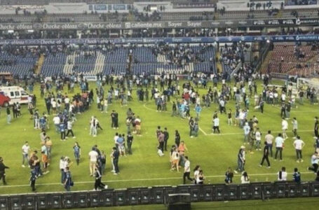 Disturbios en estadio La Corregidora, México, dejaron 22 lesionados, informan autoridades locales