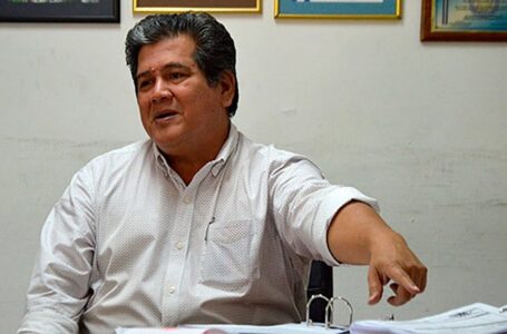 Exalcaldes y concejales de La Paz se desligan del partido ARENA