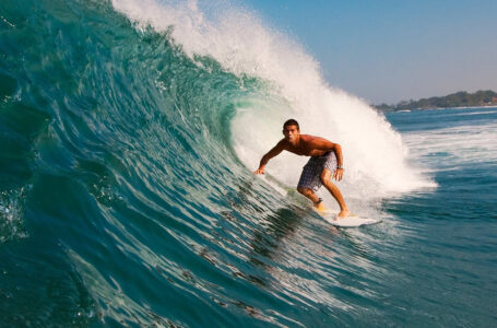 El Salvador ultima detalles para el torneo de Surf Junior