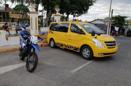 Agentes del CAM de Nejapa reciben motocicletas para reforzar seguridad del municipio