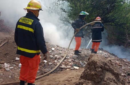 Extinguen incendio de maleza seca y basura en San Miguel