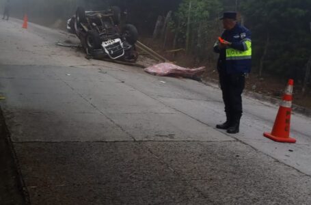Un muerto y 6 lesionados es el saldo de un accidente de tránsito en Chalatenango