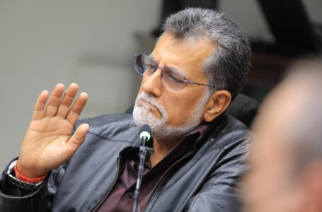 El exdiputado del FMLN Jorge Schafik Hándal confirmó que enfrenta juicio por enriquecimiento ilícito 