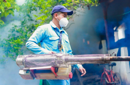 Protección Civil fumiga caseríos y cantones de La Libertar para erradicar mosquito del zancudo