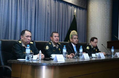 Ministro peruano destaca trabajo de Bukele en combate a las pandillas