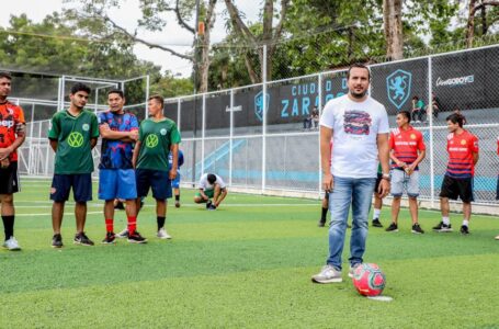 Alcalde de Zaragoza organiza torneo del fútbol en el municipio