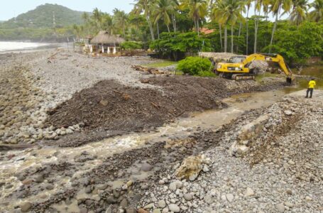 Obras Públicas desarrolla trabajos de mitigación en la bocana del Sunzal