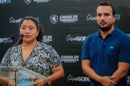 Alcalde de Zaragoza entrega alimentos y artículos de primera necesidad a asilo del municipio