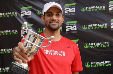Tenista salvadoreño ganador del título Grand Slam reconoce apoyo de INDES