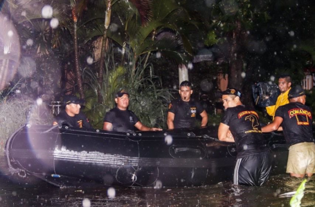 Fuerza Aérea y Protección Civil listos para evacuar a familias afectadas por lluvia en la Santa Lucía