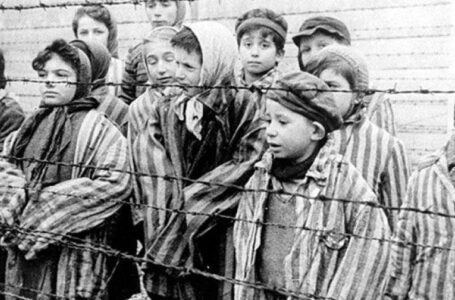 Encuentran restos de más de 8 mil personas en ex campo de concentración nazi en Polonia