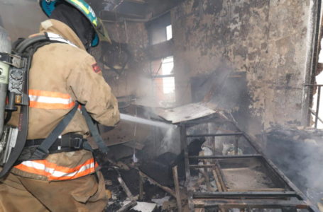 Bomberos sofoca incendio estructural en la Colonia Médica