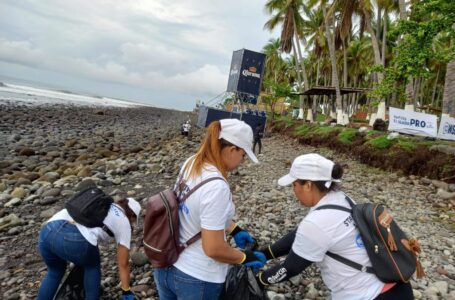 Morena Valdez pide a población no botar basura en sitios turísticos