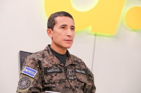 Ministro de Defensa critica a Fmln por buscar indemnizar a pandillas que hoy mataron a un soldado