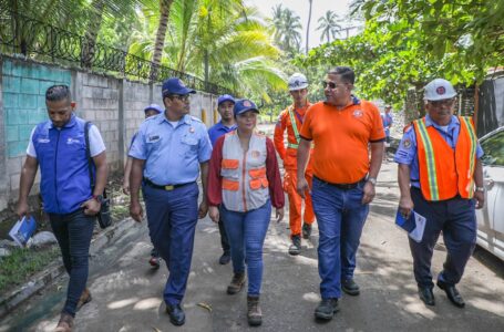 Comisión de Protección Civil inspeccionan hostal en El Zonte