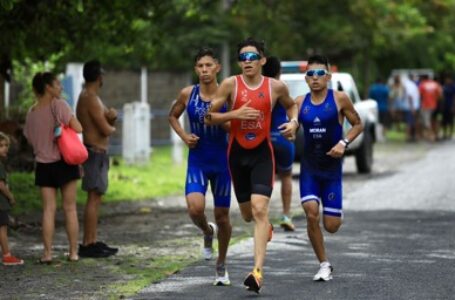 El Salvador selecciona a sus atletas de Triatlón para Juegos Centroamericanos Guatemala-Costa Rica 2022.
