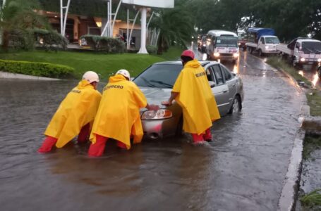 Protección Civil atiende incidencias ocasionadas por las lluvias en diferentes zonas del país