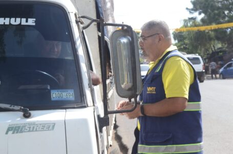 Sancionan a motoristas que violan en reglamento de tránsito