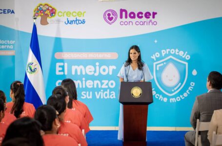 Primera Dama Gabriela de Bukele inaugura 103 Salas de Lactancia Materna en instituciones públicas