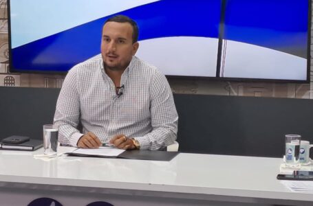 César Godoy: “Encontramos un municipio oscuro, la realidad de Zaragoza ahora es diferente”