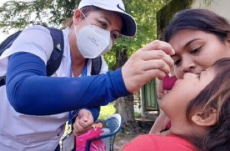Salvadoreños se ven beneficiados por consultas a domicilio del Ministerio de Salud