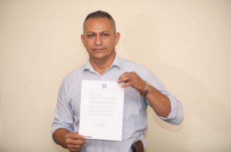 Alcalde de Ozatlán denuncia abandono de ARENA a estructuras territoriales
