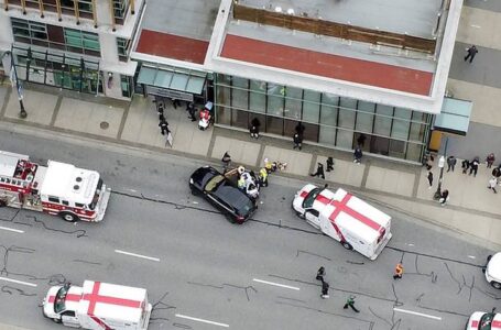 Apuñalamiento múltiple en Canadá deja 10 muertos y otros 15 heridos