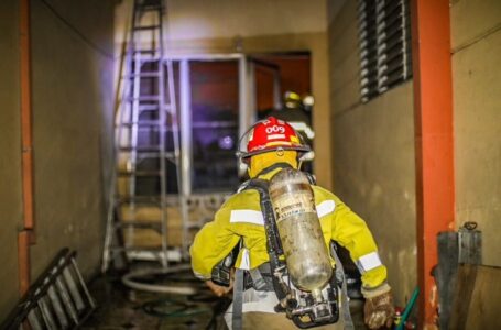 Sofocan incendio estructural en vivienda de la colonia San Benito, de San Salvador