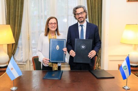 El Salvador y Argentina suscriben importantes acuerdos de cooperación
