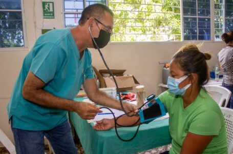 Fosalud lleva a cabo jornada médica en Metapán