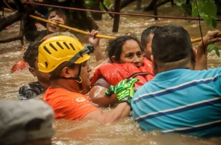 Director de Bomberos: «Se estuvieron haciendo rescates en aguas rápidas”