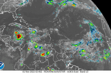 Centro Nacional de Huracanes emite advertencias por avance de tormenta Lisa