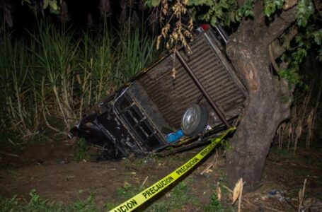 Un fallecido y un lesionado deja accidente en carretera al Cerro Verde