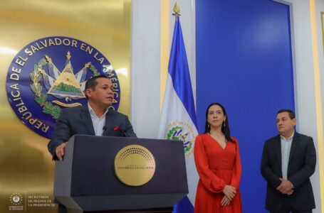 Gobierno presenta a la Asamblea Legislativa reforma a Ley de Pensiones