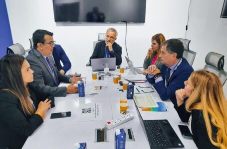 Ministro Fernando López participa en reunión bilateral sobre acciones contra cambio climático