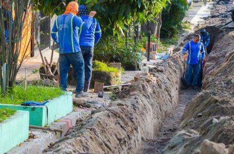 Avanza sustitución de tuberías de agua potable en colonia Quezaltepec