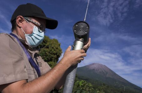 Volcán Chaparrastique disminuye actividad