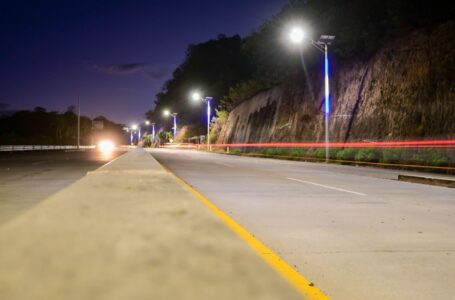 A punto de finalizar obras de iluminación en carretera a Surf City