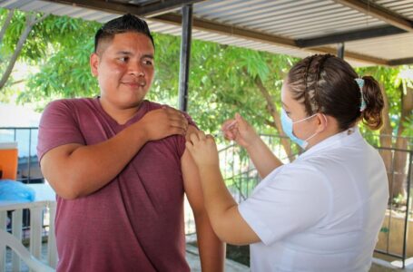 Realizan jornada médica en el cantón Planes Terceros, de Chinameca